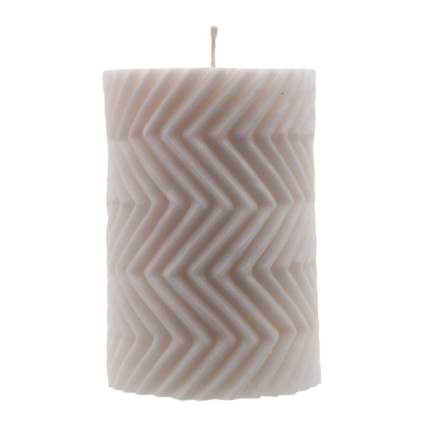Белая интерьерная свеча из парафина - свеча столбик с рельефной поверхностью. Артикул 1206/1