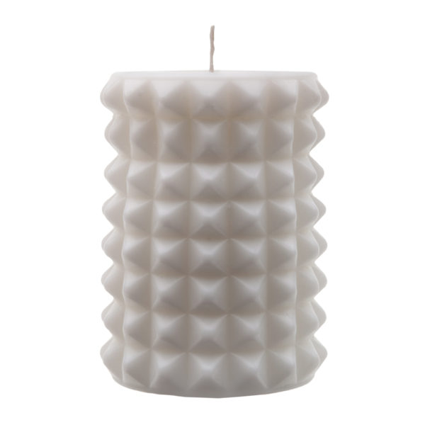 Белая интерьерная свеча из парафина - свеча столбик с рельефной поверхностью. Артикул 1207/1