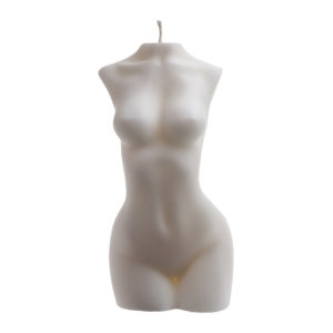 Белая интерьерная свеча из парафина в форме женской обнаженной фигуры.